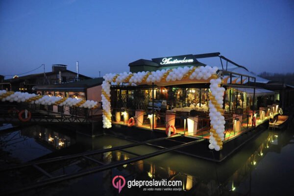 Docek Nove godine Beograd 2018 Splav Amsterdam 6