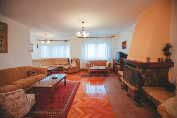 vila ariana beograd iznajmljivanje  3 